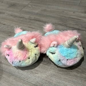 BOGO🥳 Wonder nation unicorn slippers
